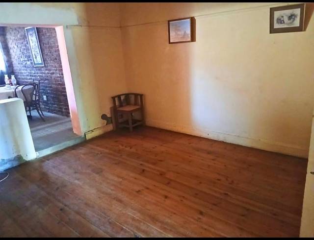 4 BEDROOM HOUSE FOR SALE IN JANSENVILLE